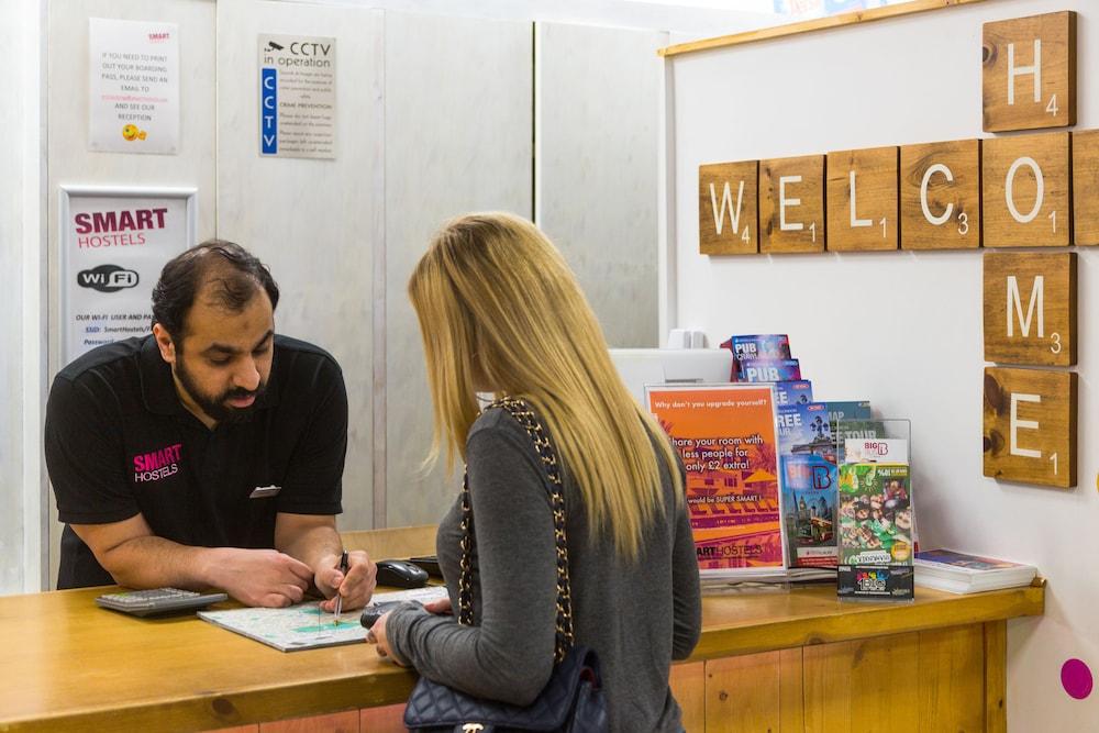 Smart Russell Square Hostel London Kültér fotó